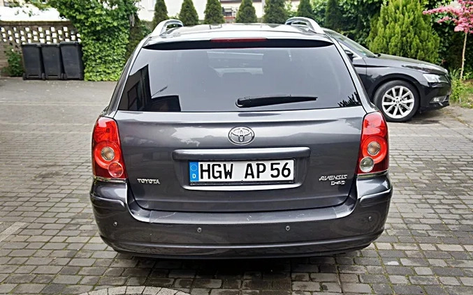 Toyota Avensis cena 14999 przebieg: 227000, rok produkcji 2007 z Raciąż małe 407